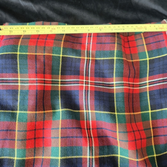 Lochcarron Tartan KILT - Red and Green Men/Unisex Sz M waist 16-19 Inch Flat - Picture 16 of 16